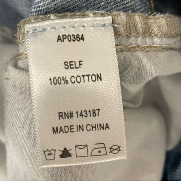 Dance & Marvel Denim Jeans Light Wash Distressed Loose Fit Women’s Size Small - Picture 4 of 10